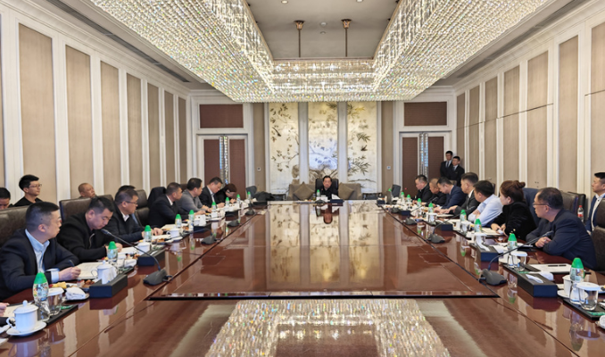 集团召开西宁新华联公司管理人员会议 